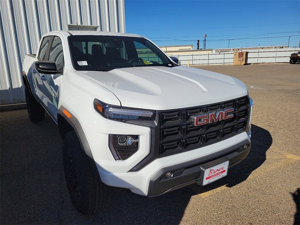 2026 GMC Canyon Elevation's photo