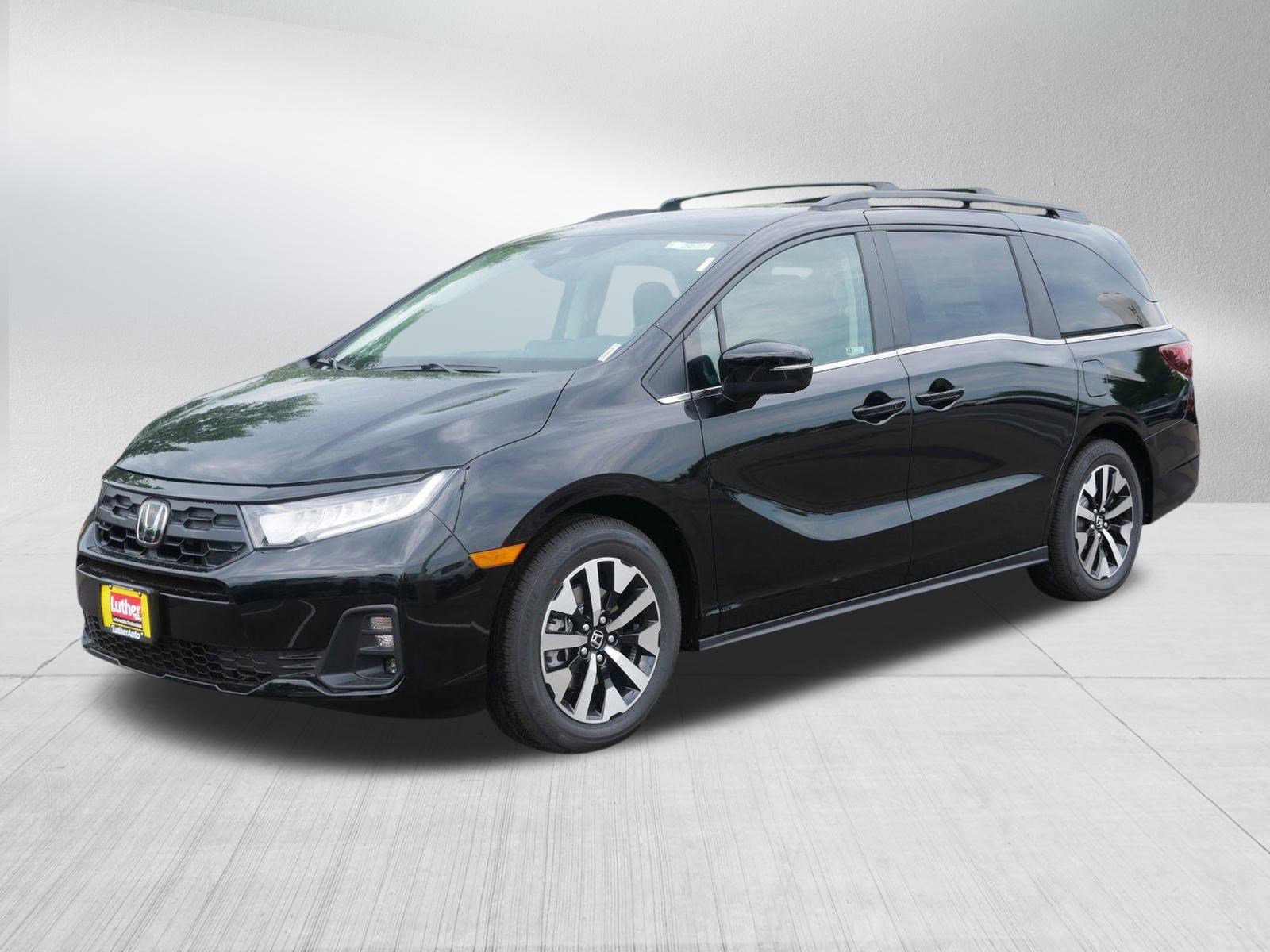 2026 Honda Odyssey EX-L photo 3
