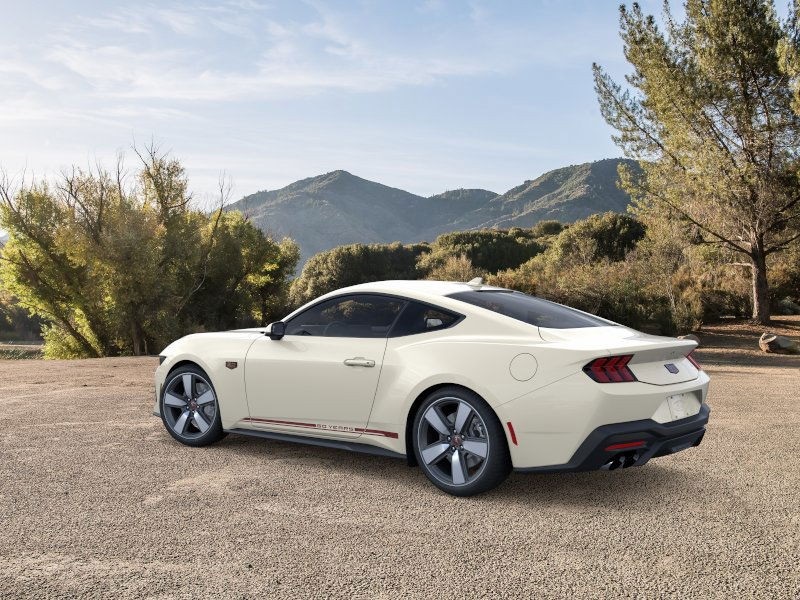 2025 Ford Mustang GT Premium photo 4