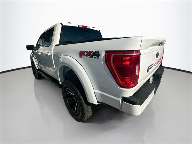 2022 Ford F-150 XLT photo 2