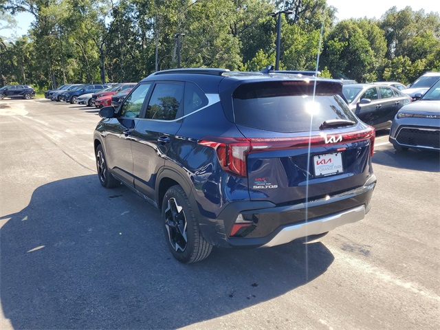 2026 Kia Seltos EX photo 3