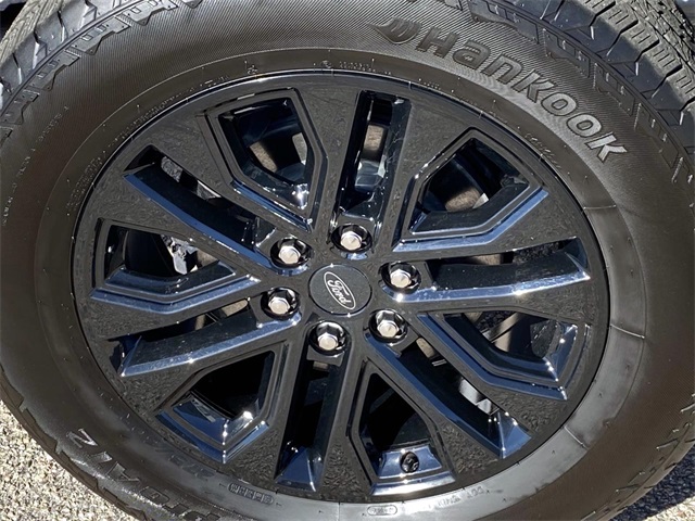 2024 Ford F-150 Lariat photo 29