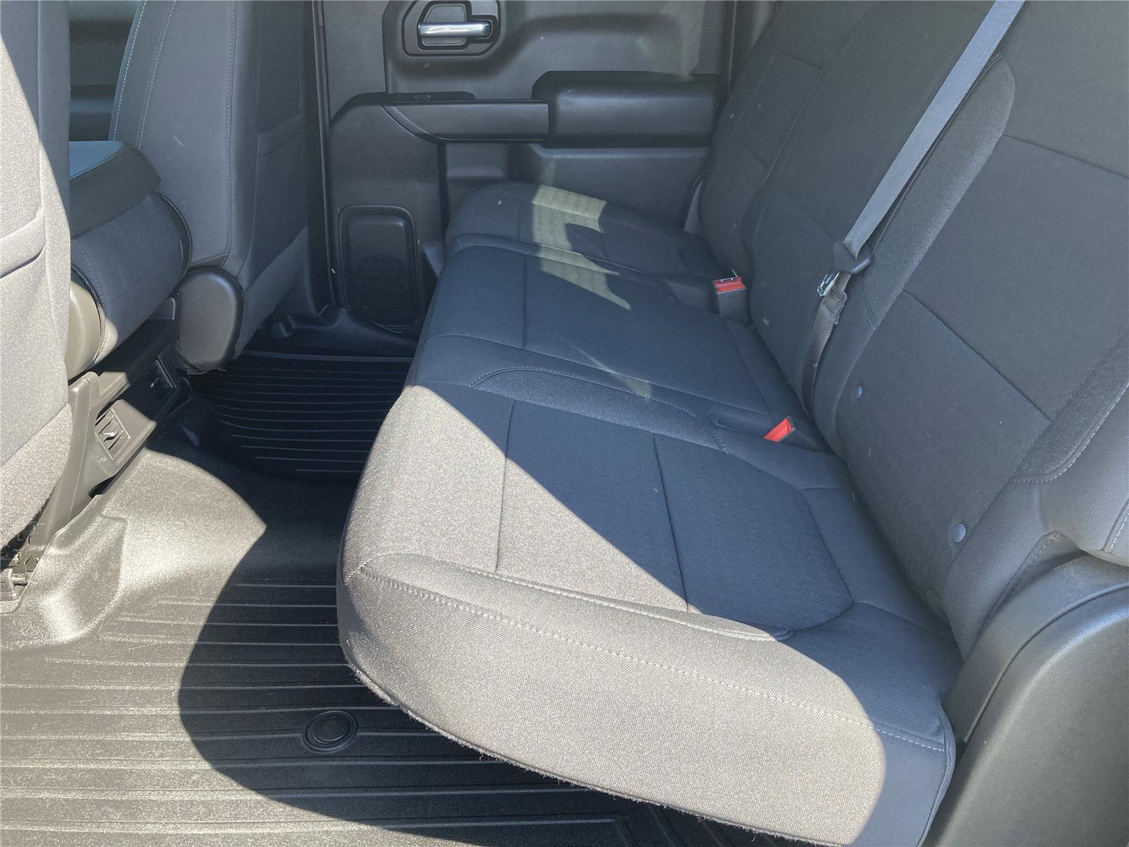 2022 Chevrolet Silverado 1500 Custom photo 24