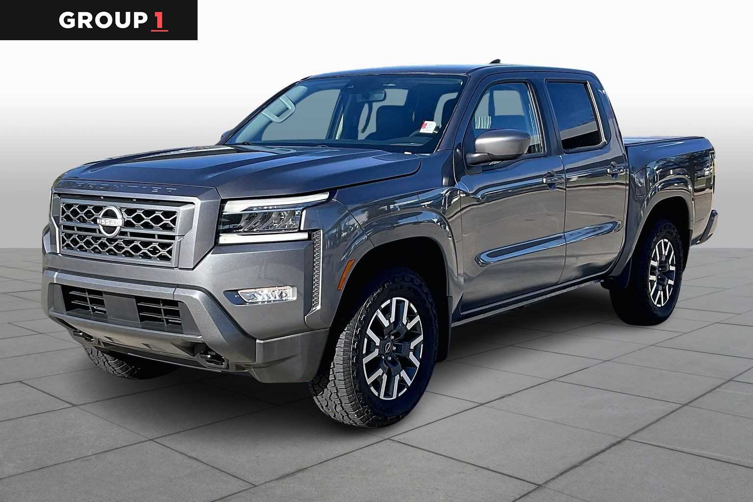 2024 Nissan Frontier SL's photo