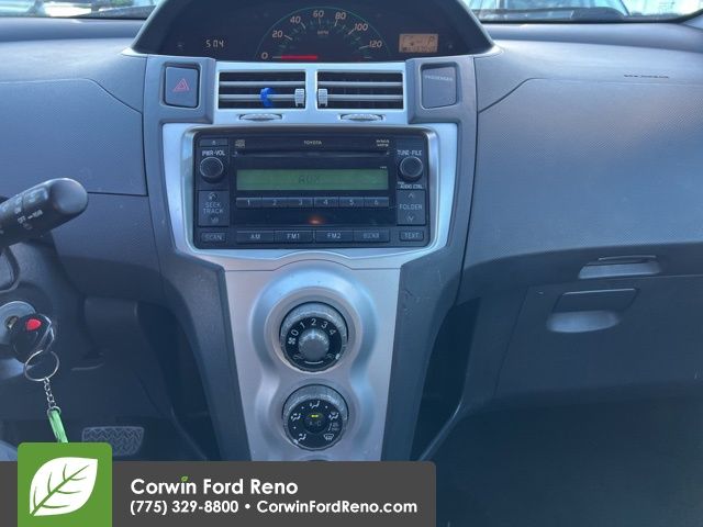 2008 Toyota Yaris Base photo 8
