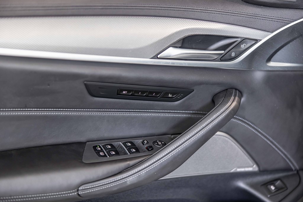 2023 BMW M5 - Image 34