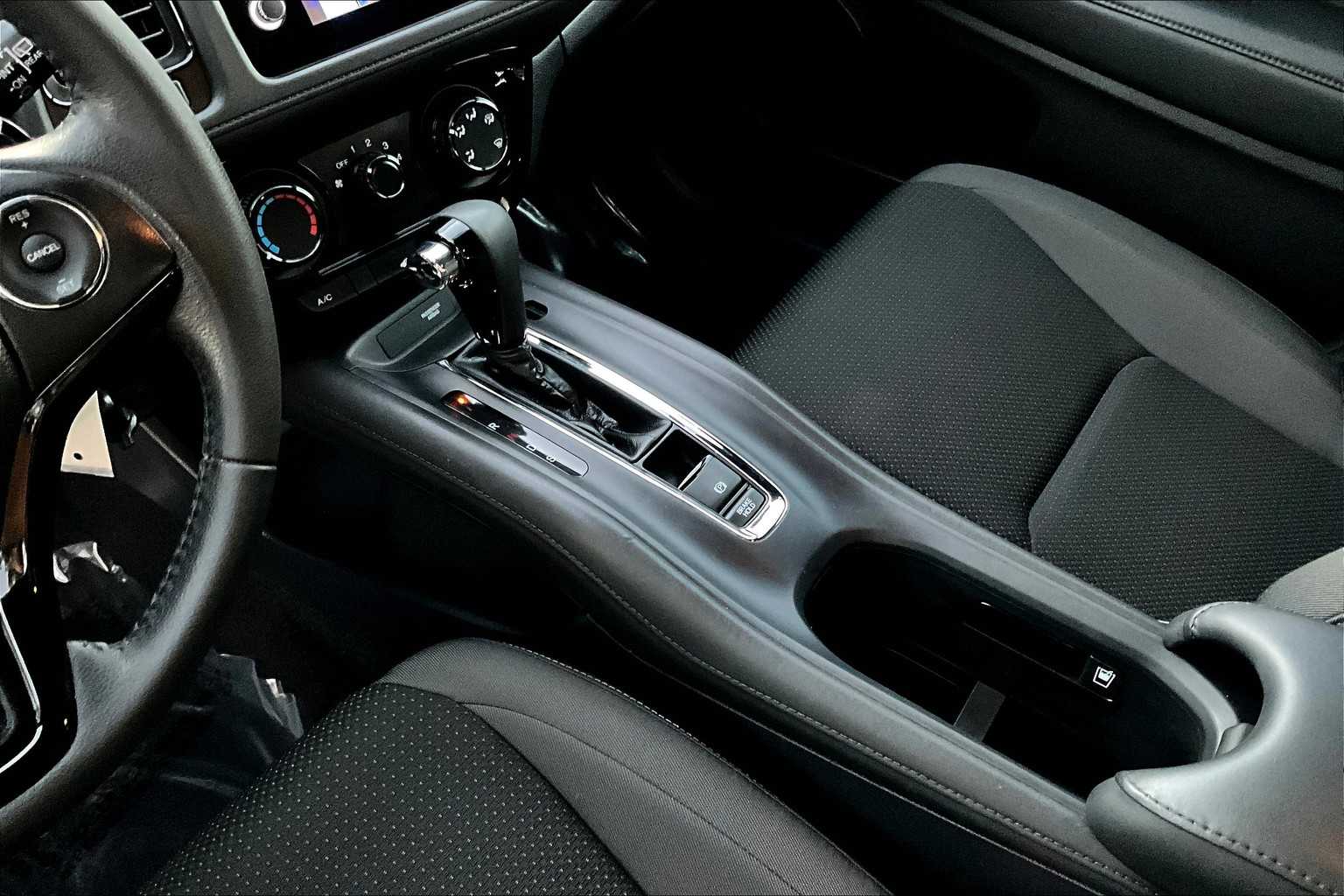2021 Honda HR-V Sport photo 15