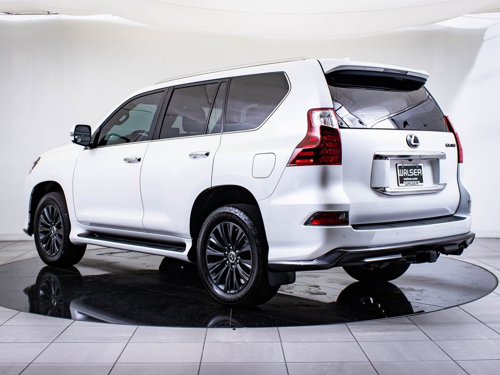2021 Lexus GX 460 Luxury photo 2