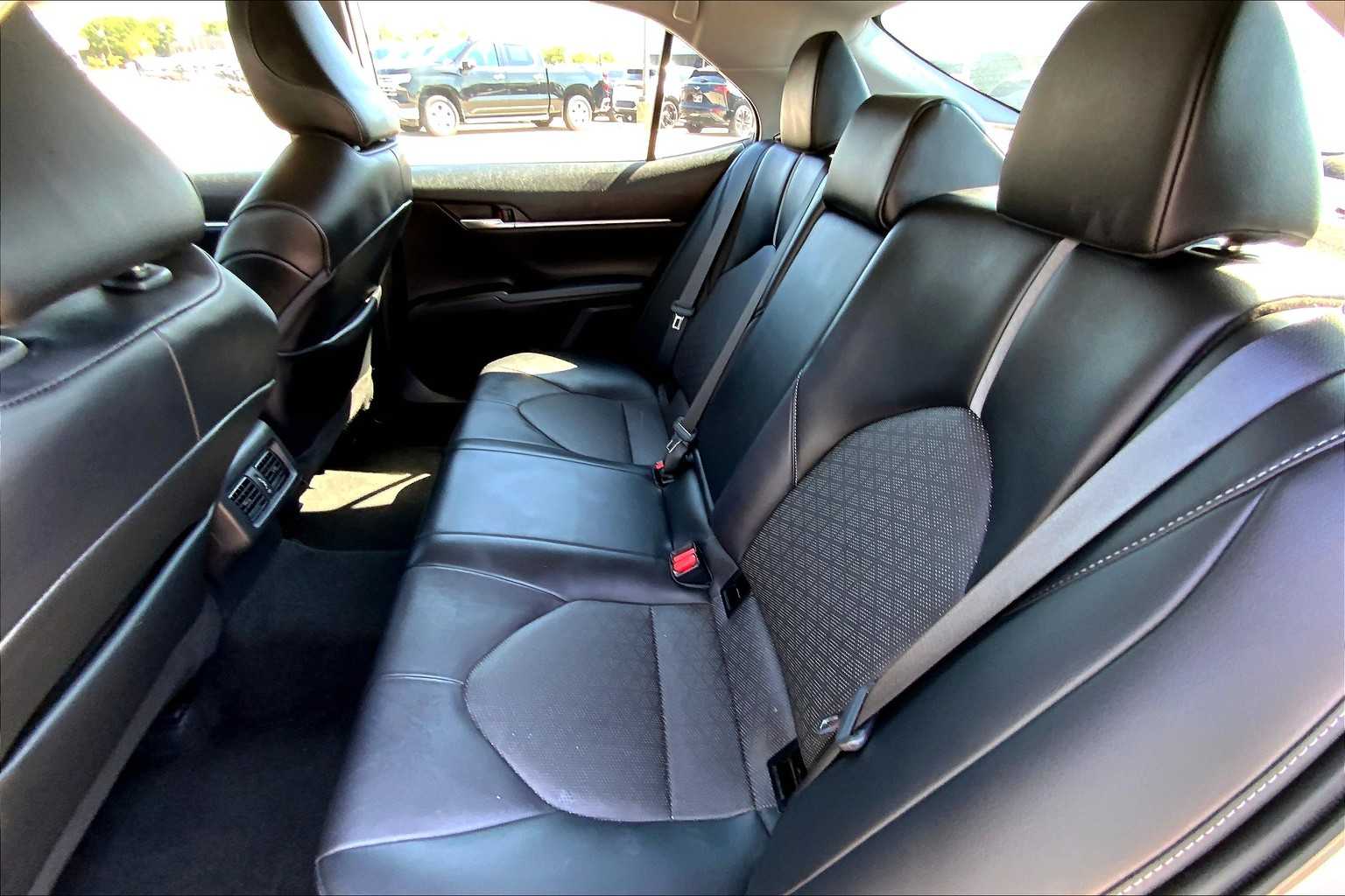 2023 Toyota Camry XSE photo 19