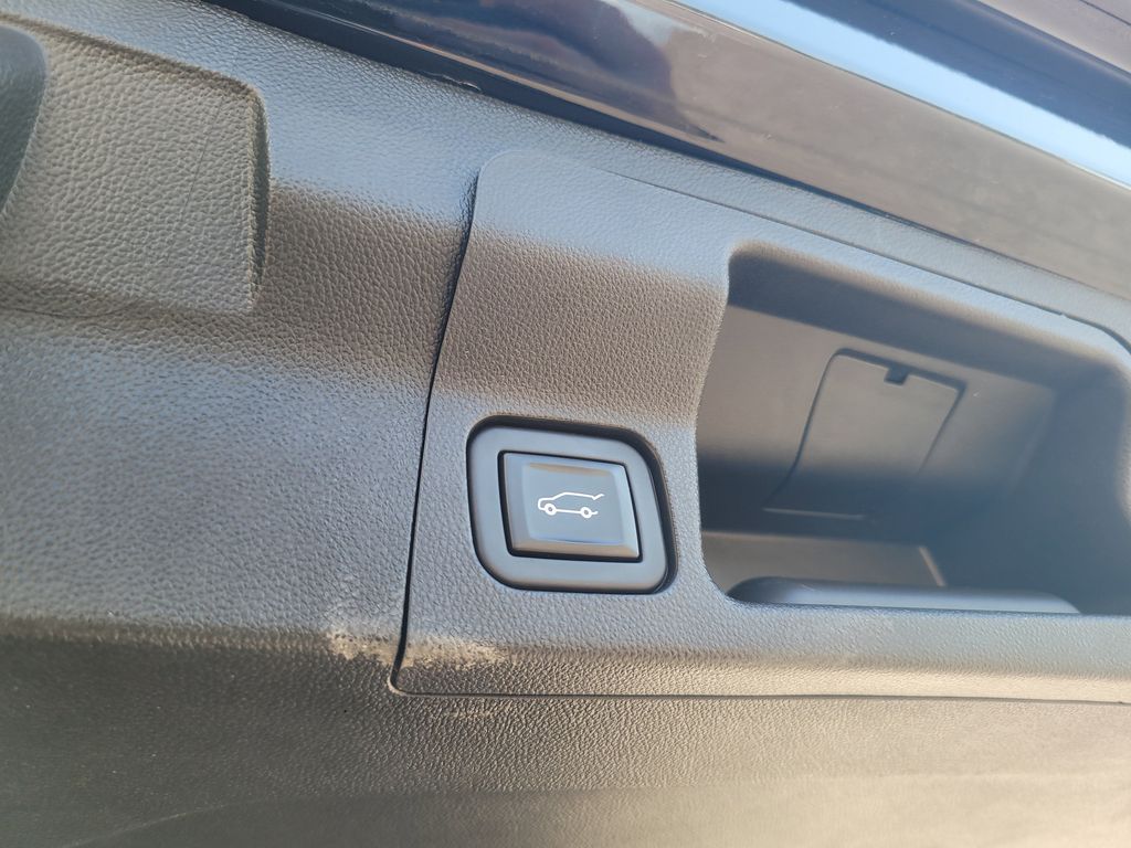 2021 Gmc Acadia SLT photo 27
