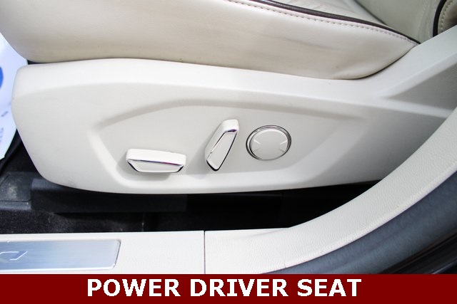 2017 Ford Fusion Platinum photo 12