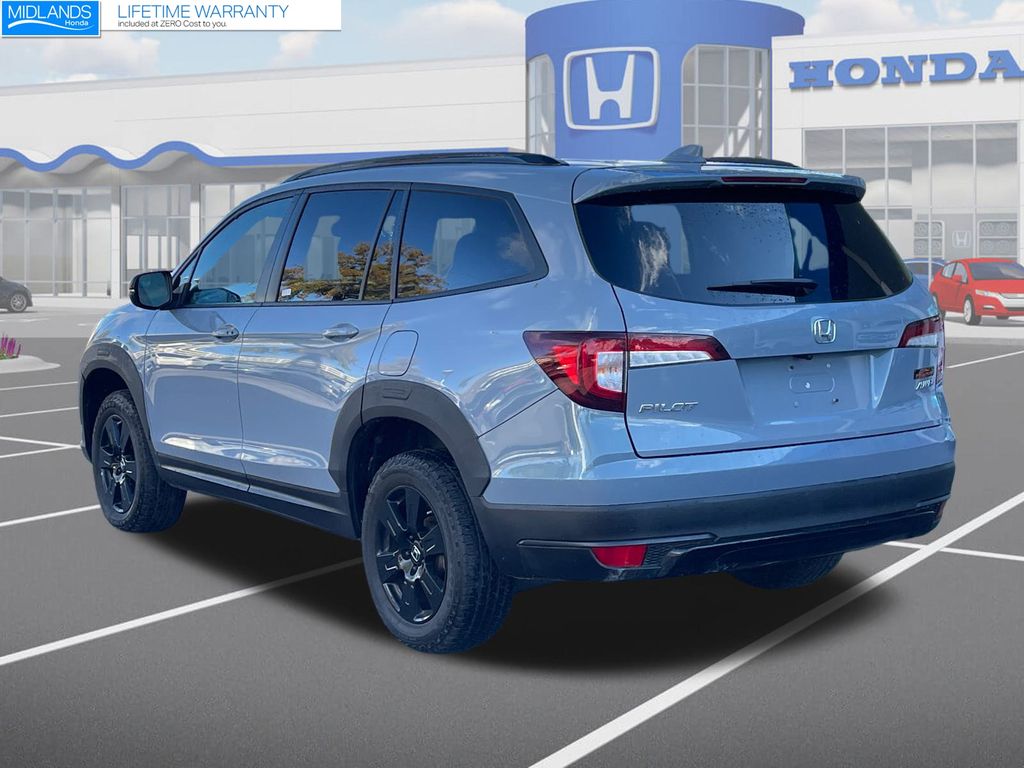 2022 Honda Pilot TrailSport photo 4