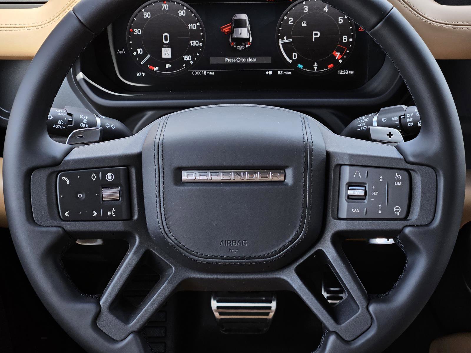 2025 Land Rover Defender 110 V8 photo 36