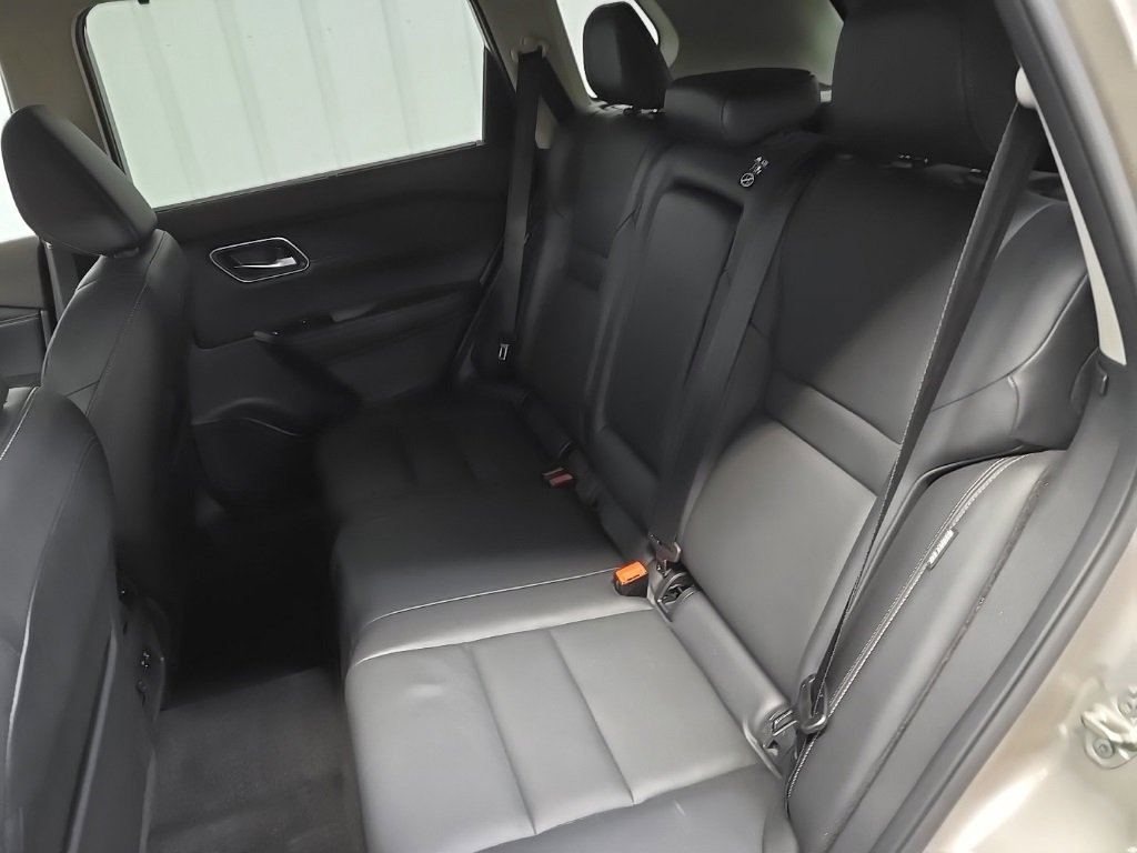 2021 Nissan Rogue SL photo 32