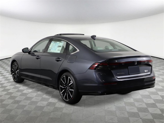 2025 Honda Accord Hybrid Touring photo 3