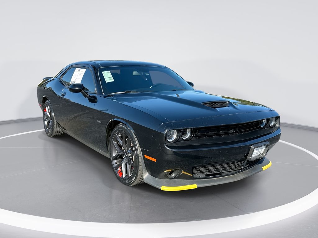 2019 Dodge Challenger R/T's photo