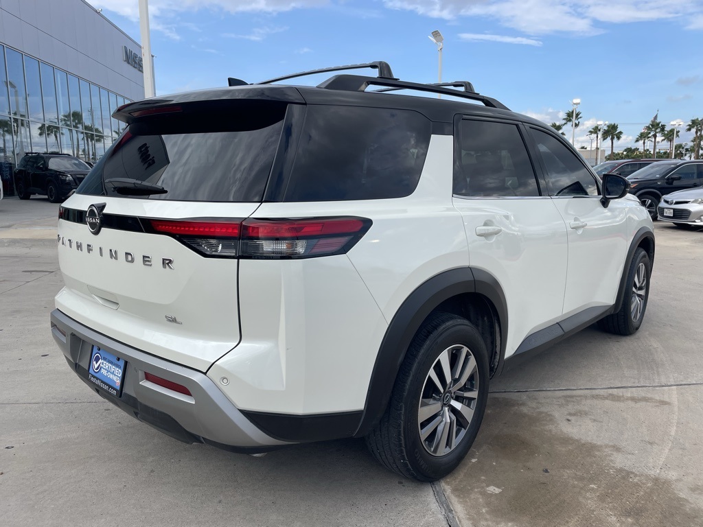 2023 Nissan Pathfinder SL photo 4