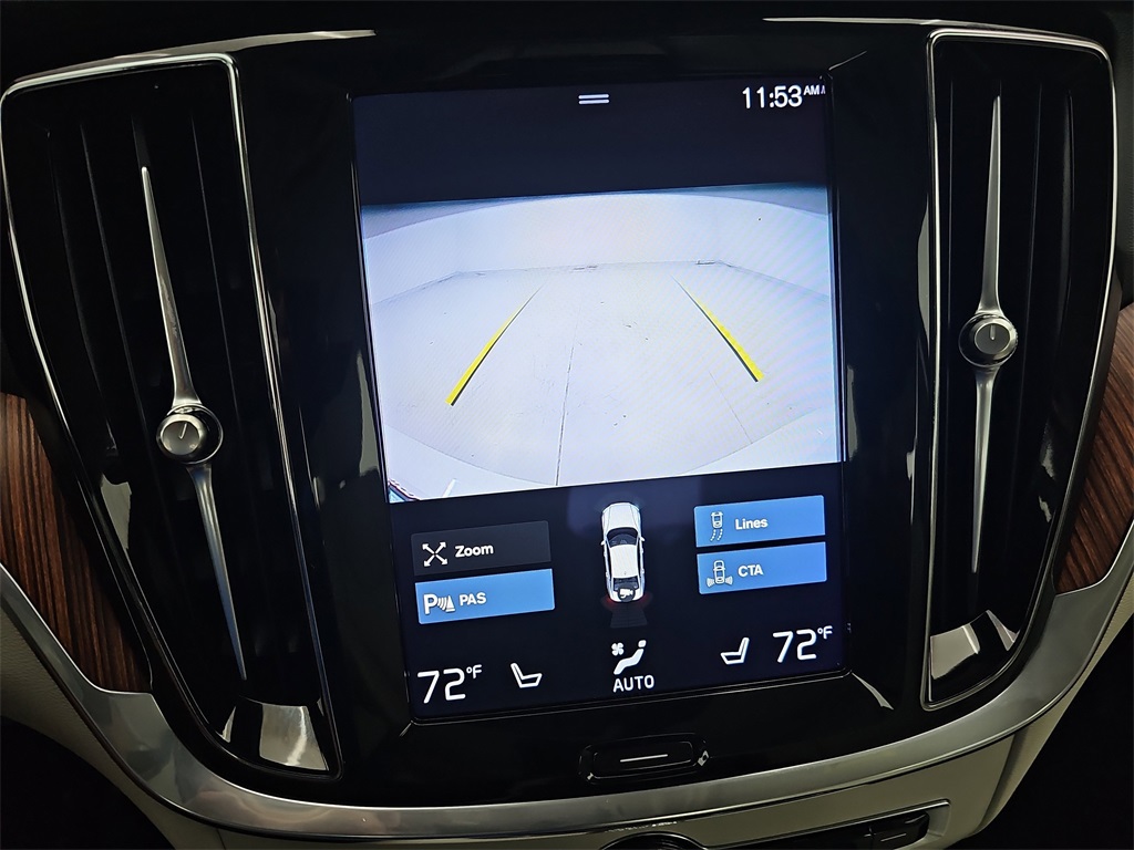 2022 Volvo S60 Recharge T8 R-Design Expression photo 25