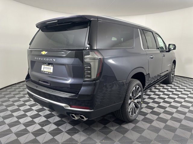 2026 Chevrolet Suburban High Country photo 2