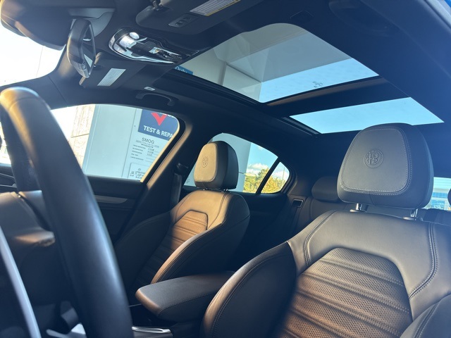 2022 Alfa Romeo Stelvio Ti Sport photo 14