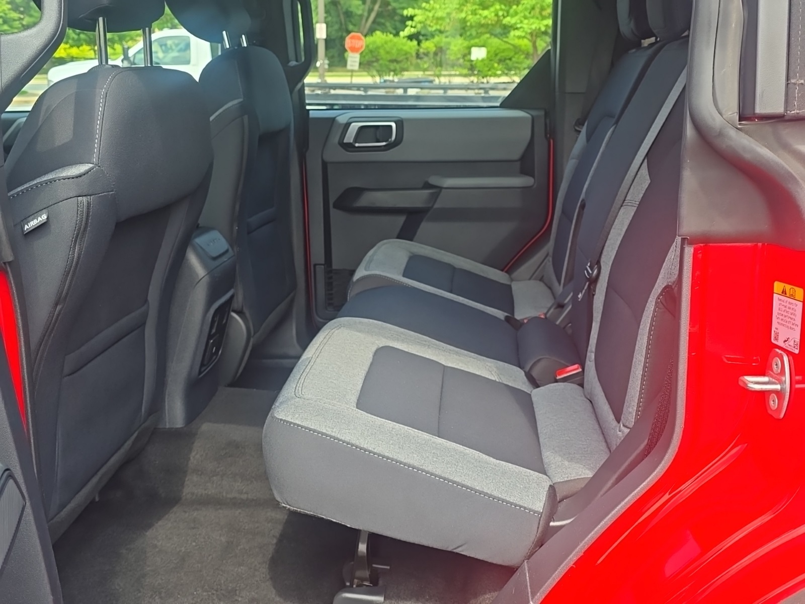 2023 Ford Bronco Base photo 5