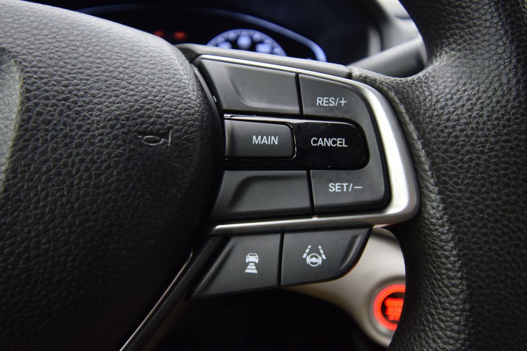 2018 Honda Accord LX photo 23