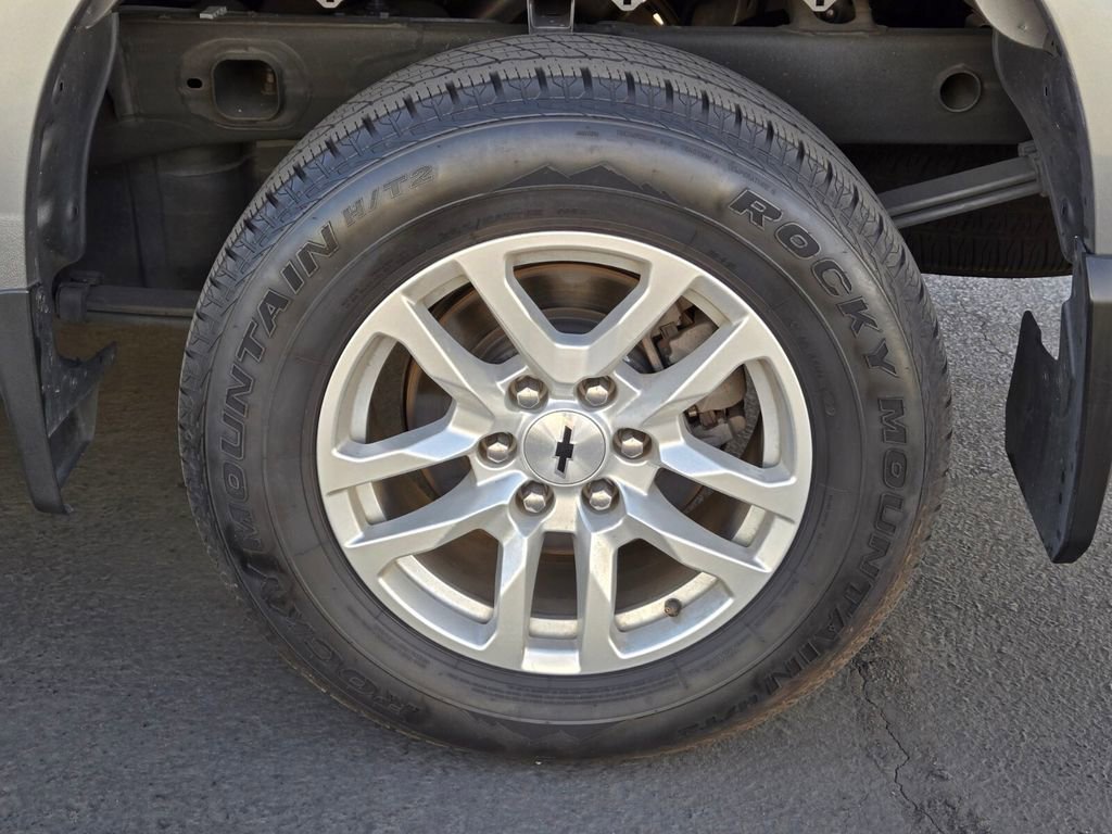 2021 Chevrolet Silverado 1500 RST photo 4