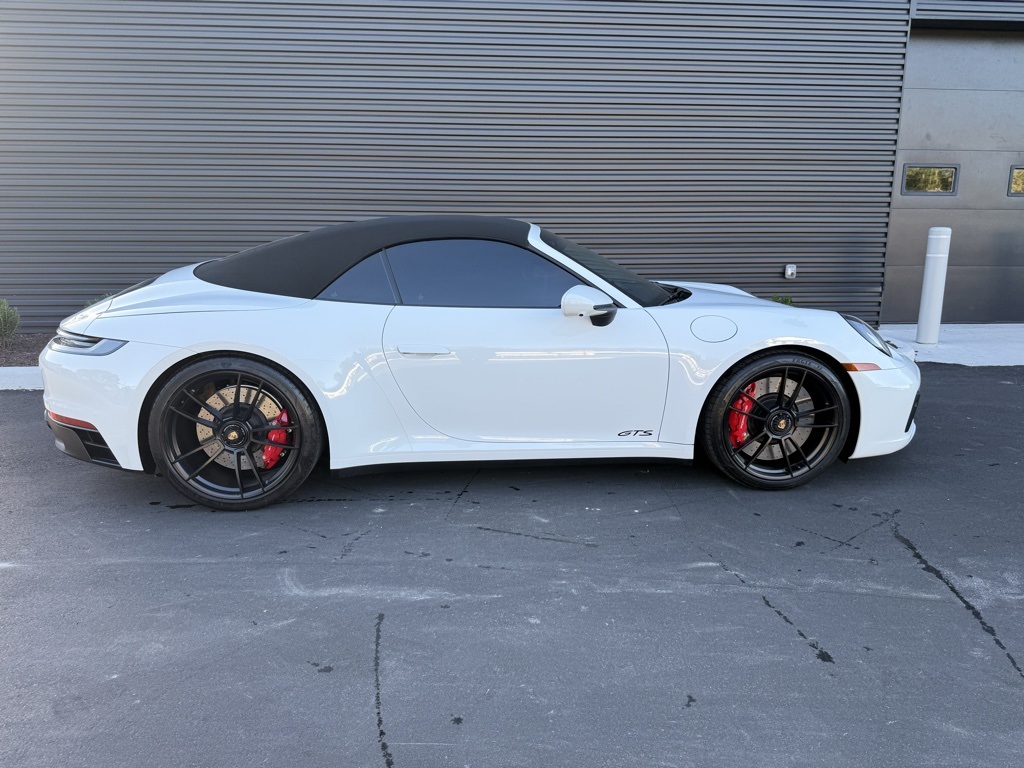 2023 Porsche 911 GTS photo 11