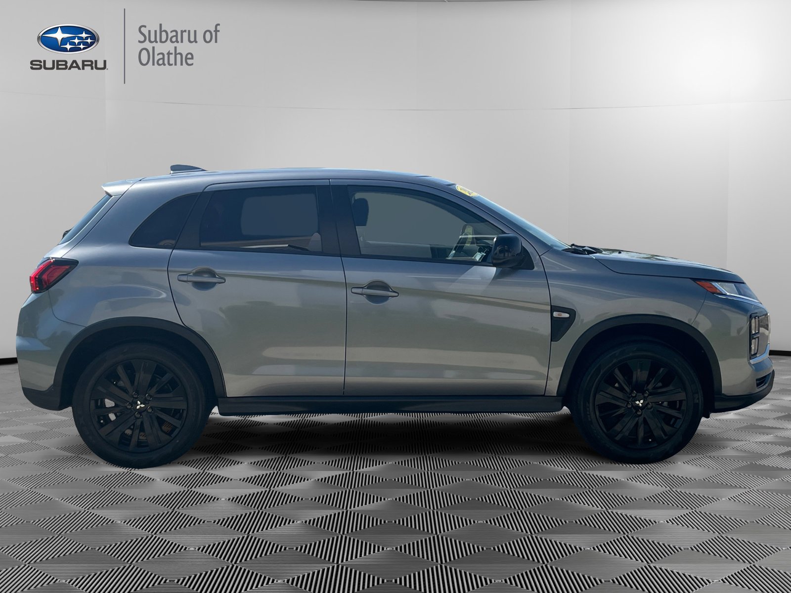 2023 Mitsubishi Outlander Sport LE photo 8