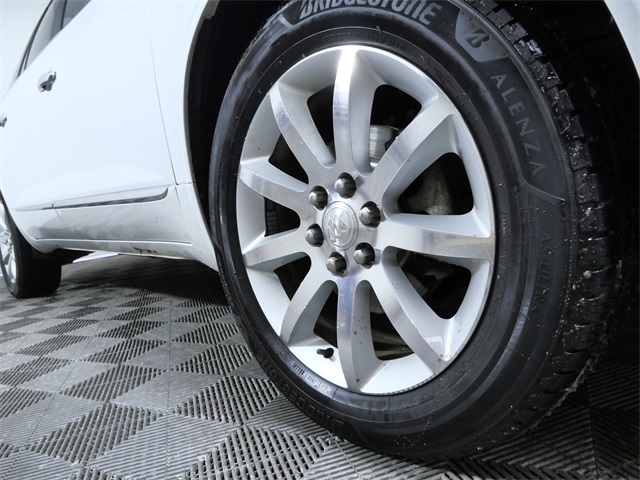 Used 2016 Buick Enclave Premium with VIN 5GAKVCKDXGJ163577 for sale in Apple Valley, Minnesota