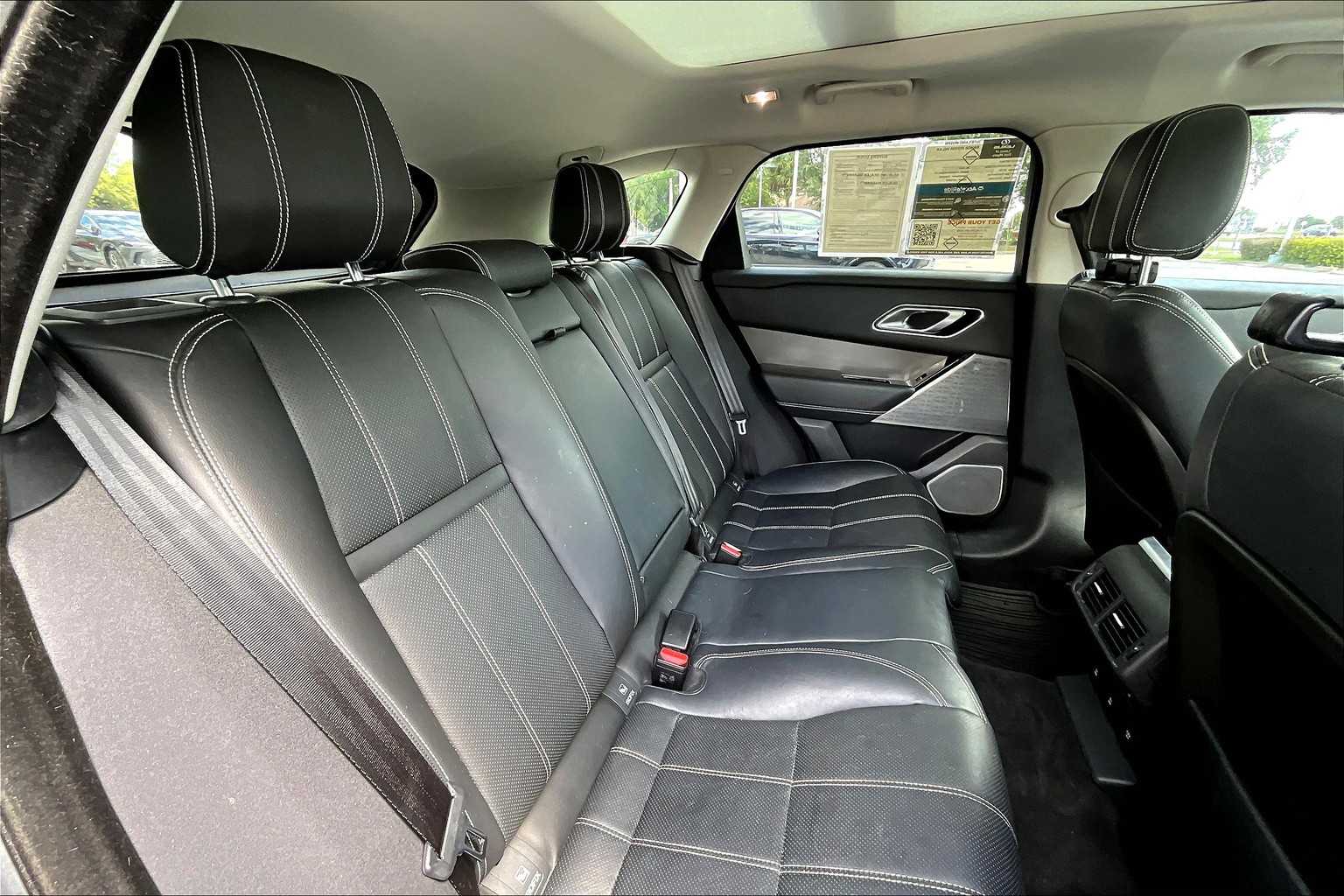 2018 Land Rover Range Rover Velar S photo 15