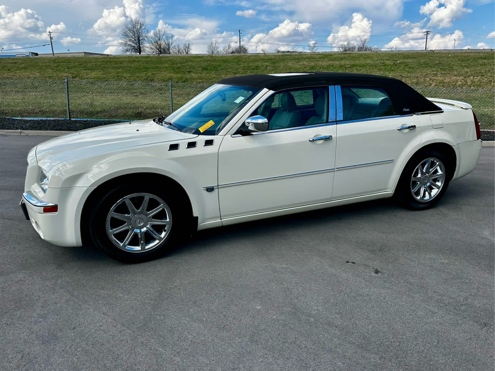 2005 Chrysler 300 C