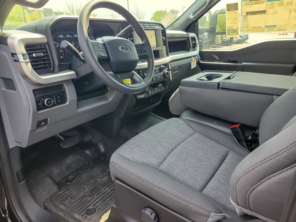 2024 FORD F-450 - Image 1