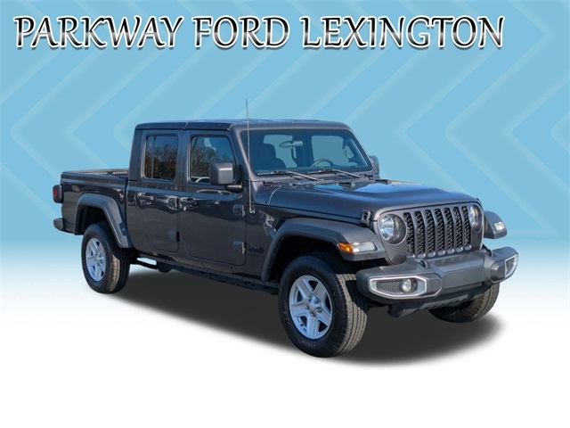 2023 Jeep Gladiator Sport photo 3