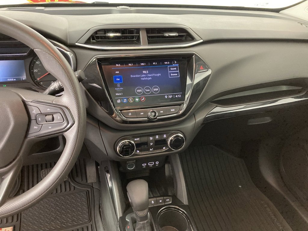 Used 2021 Chevrolet Trailblazer LT with VIN KL79MRSL1MB116337 for sale in Stillwater, Minnesota