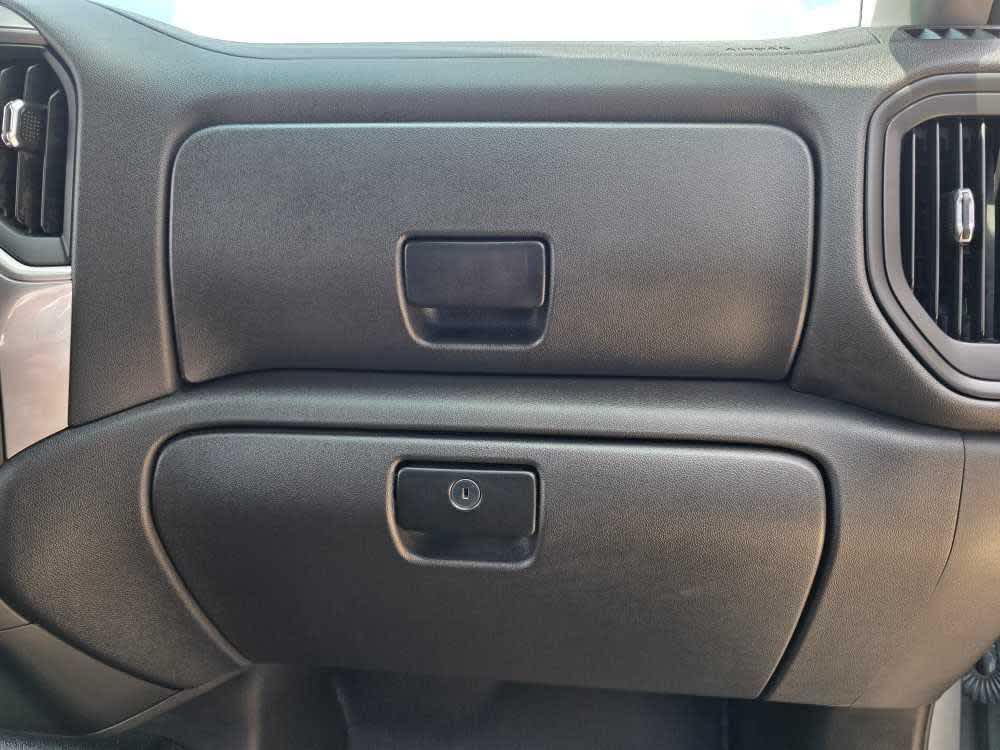 2024 Chevrolet Silverado 1500 Work Truck photo 13