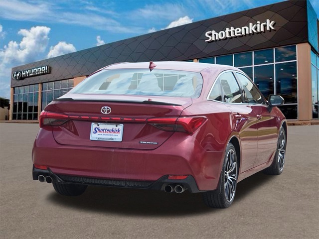 2019 Toyota Avalon Touring photo 6