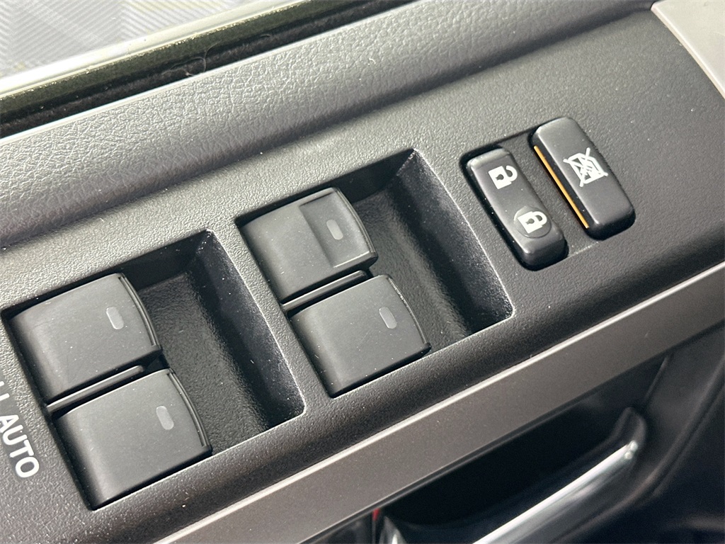 2021 Toyota 4Runner SR5 Premium photo 21