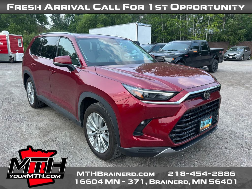 2024 Toyota Grand Highlander Platinum photo 2