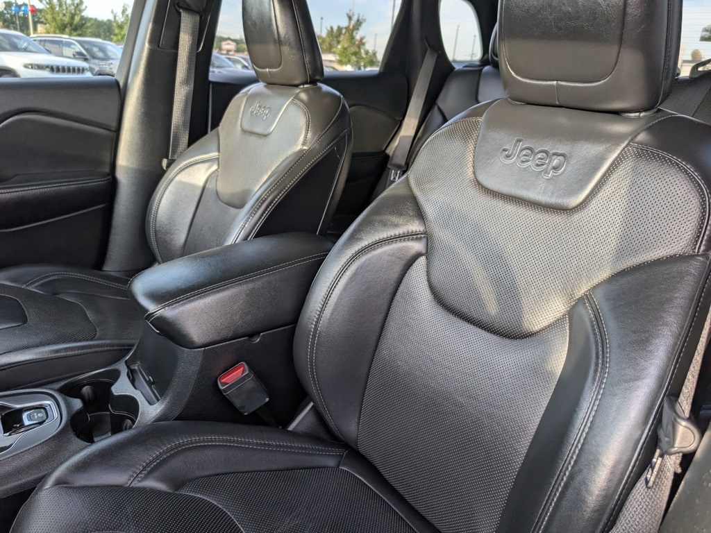 2019 Jeep Cherokee Limited photo 14