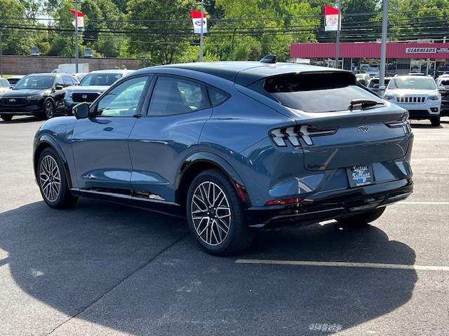 2024 Ford Mustang Mach-E Premium photo 6