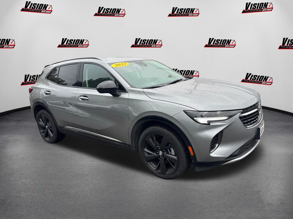 2023 Buick Envision Preferred photo 3