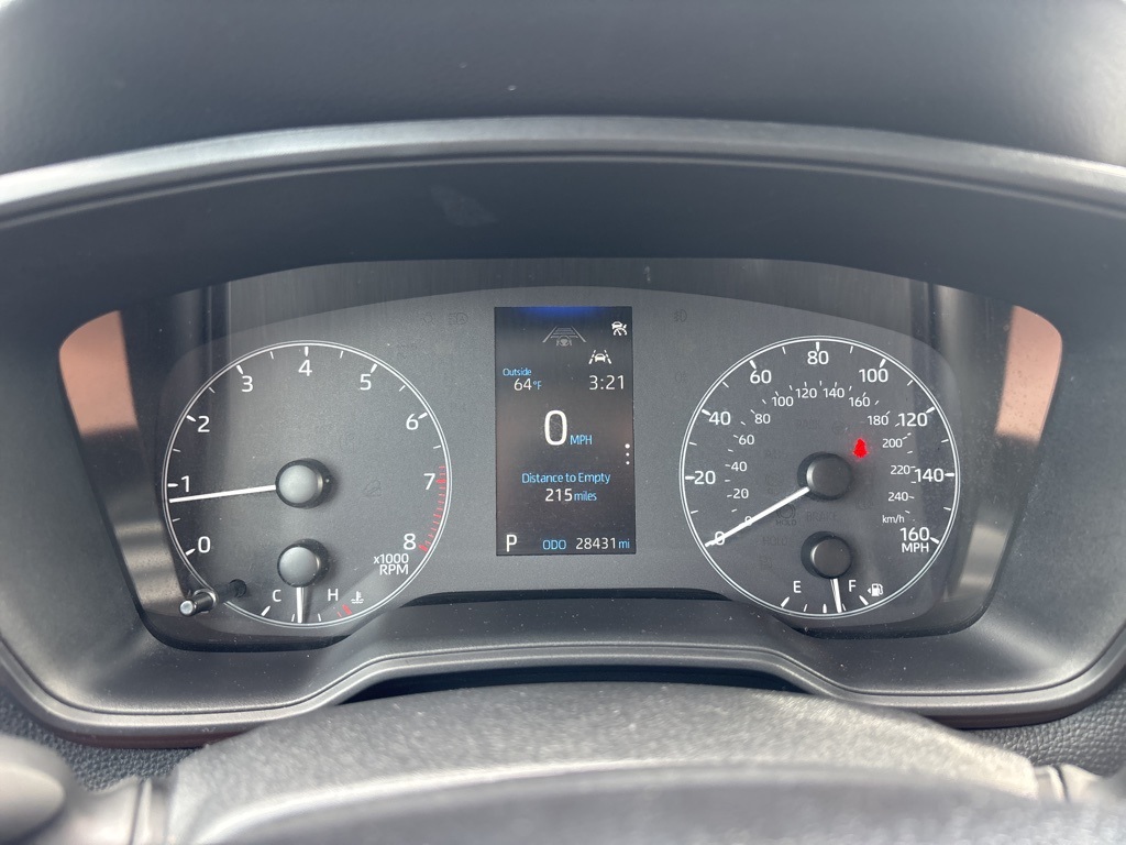 2024 Toyota Corolla Cross LE photo 5