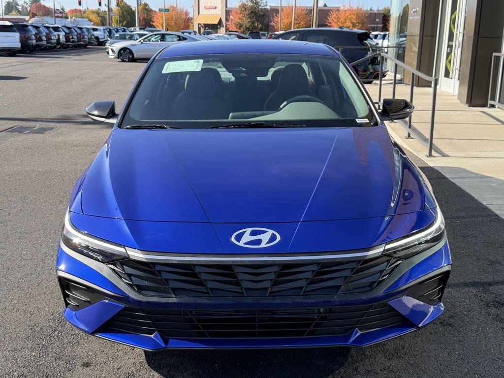 2026 Hyundai Elantra Hybrid SEL Sport photo 3