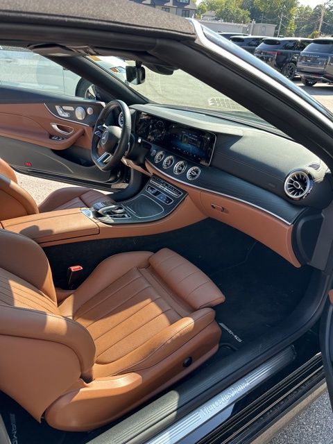 2022 Mercedes Benz E 450 photo 21
