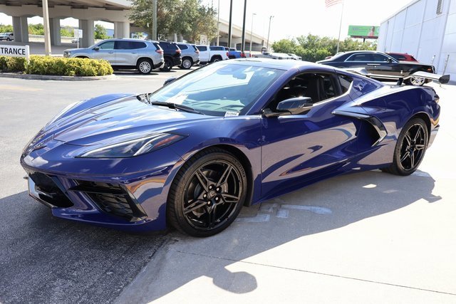 2025 Chevrolet Corvette Stingray 1LT photo 3