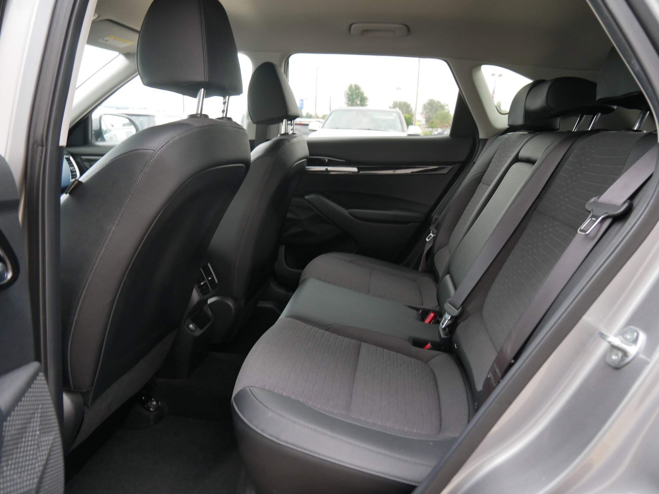 2023 Kia Seltos S photo 11