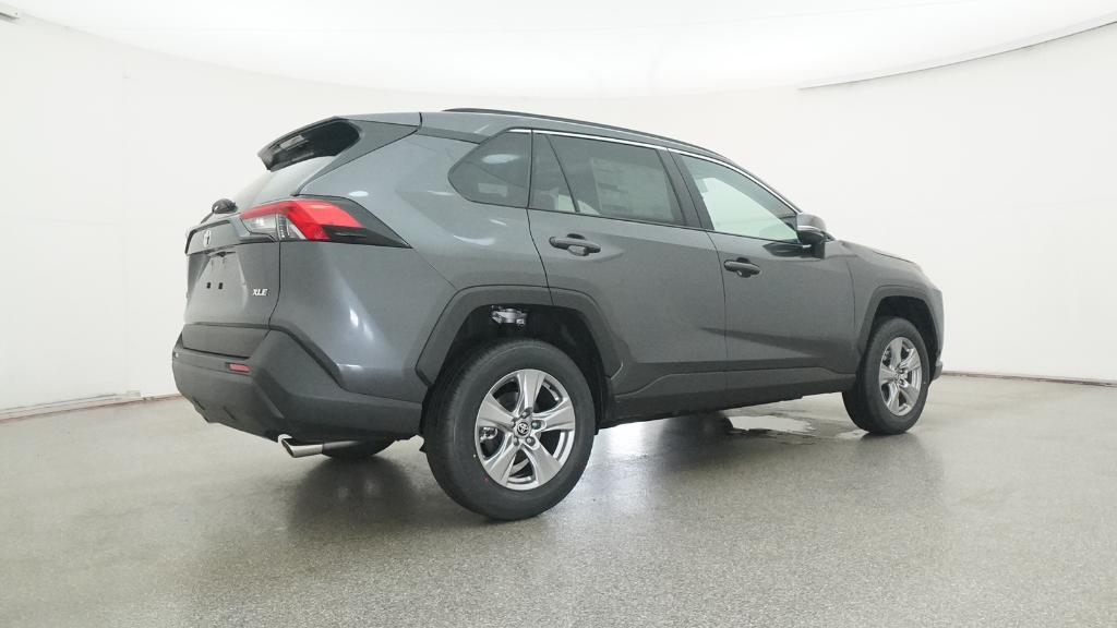 2025 Toyota RAV4 XLE photo 21