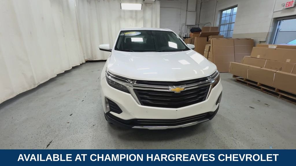 2022 Chevrolet Equinox LT photo 3