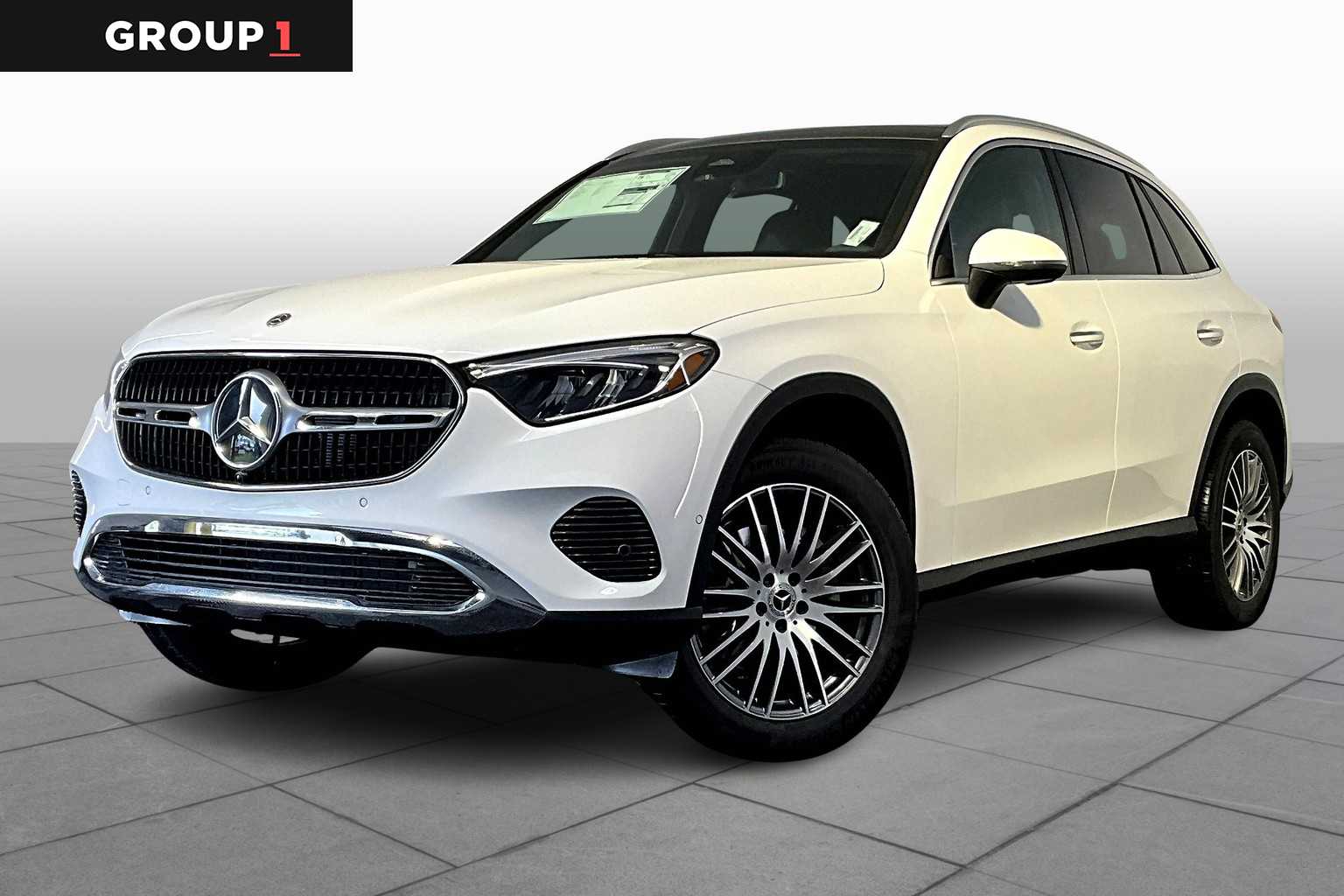 2025 Mercedes-Benz GLC Base's photo